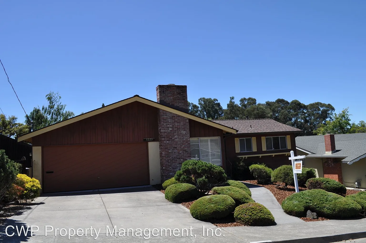 3223 Saddle Dr photo 1
