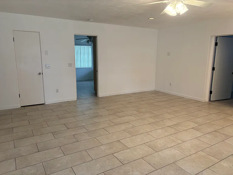 690 Avenue C SE #690 — Photo 6