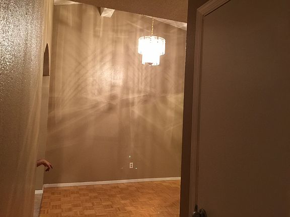 3rd image of 11305 Patricia Ave