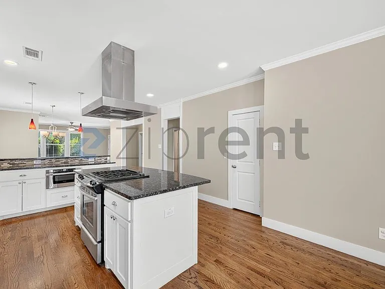 5910 Goliad Ave — Photo 16