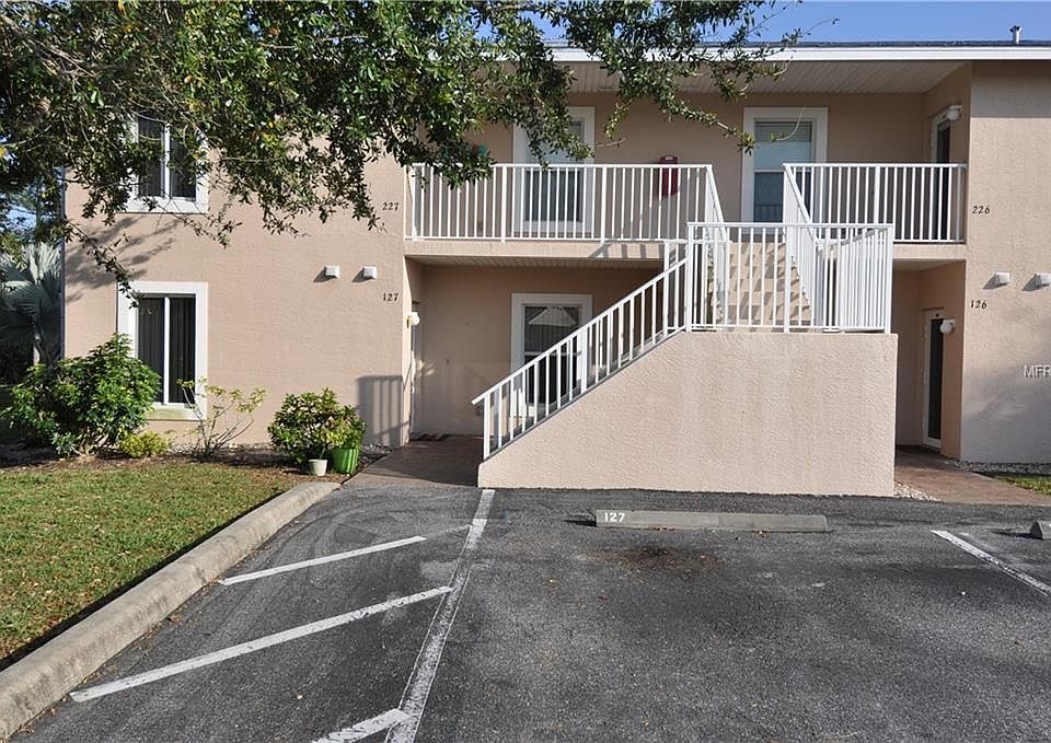 1st image of 9800 Fiddlers Green Cir #7