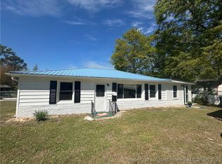 410 W 6th Ave, Raeford, NC 28376