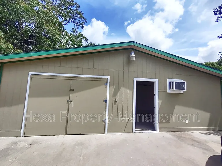 2511 FM 646 Rd N #6 — Photo 6