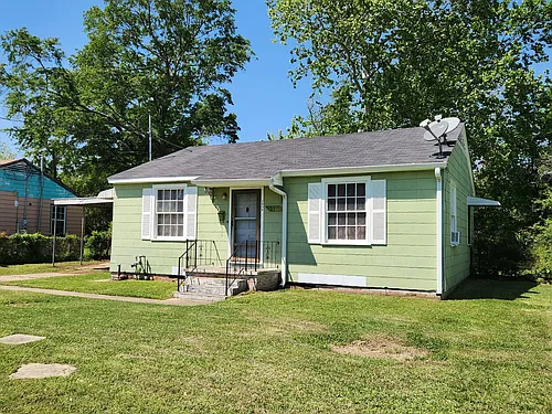 1834 Corbitt St Photo 1