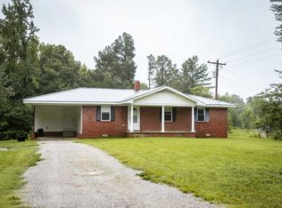 2878 Cub Creek Hall Rd, Parsons, TN 38363