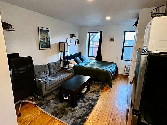 2nd image of 203 Chrystie St #5CA