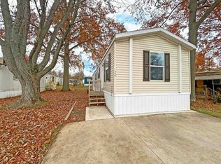 7055 Quarry Rd #420, Amherst, OH 44001