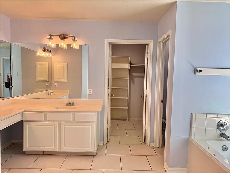 14802 Bellflora Ct — Photo 20