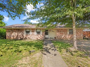 2905 Melmar Park St, Commerce, TX 75428