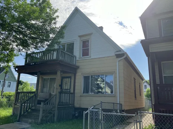 2523 North 17th STREET, Milwaukee, WI 53206