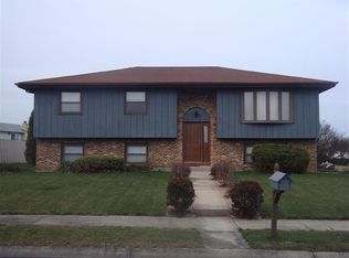 4000 W 76th Ave, Merrillville, IN 46410