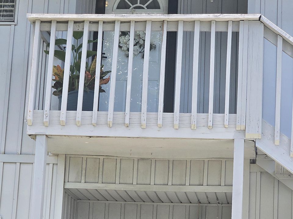 1st image of 2149 Sea Cliff Dr N #2149