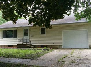 808 Maple St, Allison, IA 50602