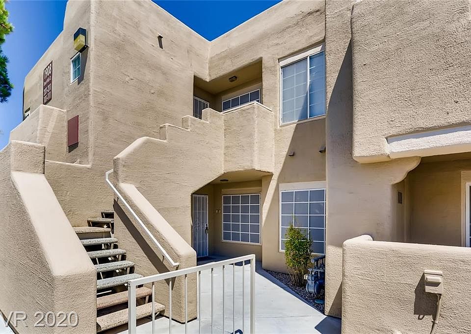 1st image of 1908 Desert Falls Ct Unit 109