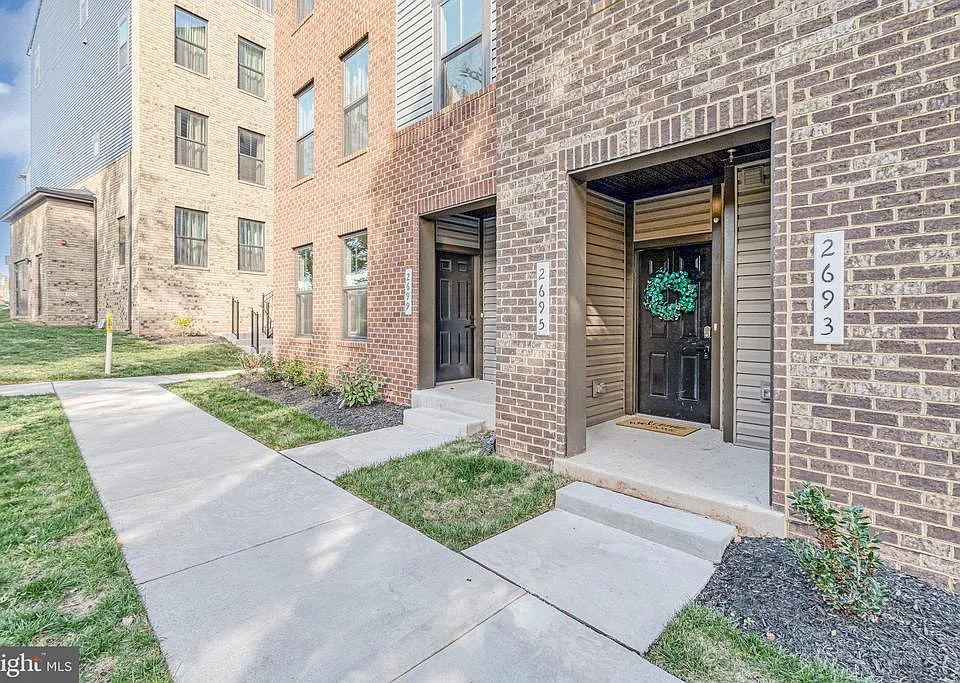 2695 Velocity Rd #49K