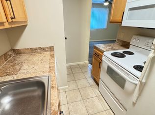 1518 D St #4, Lincoln, NE 68508