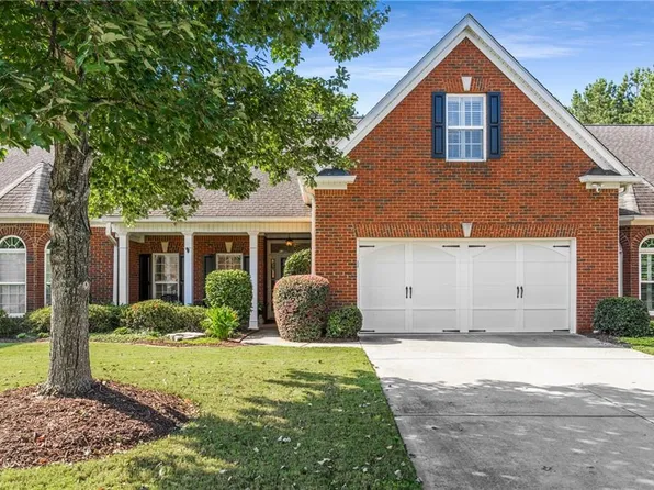 5575 Villa Lake Ct, Suwanee, GA 30024