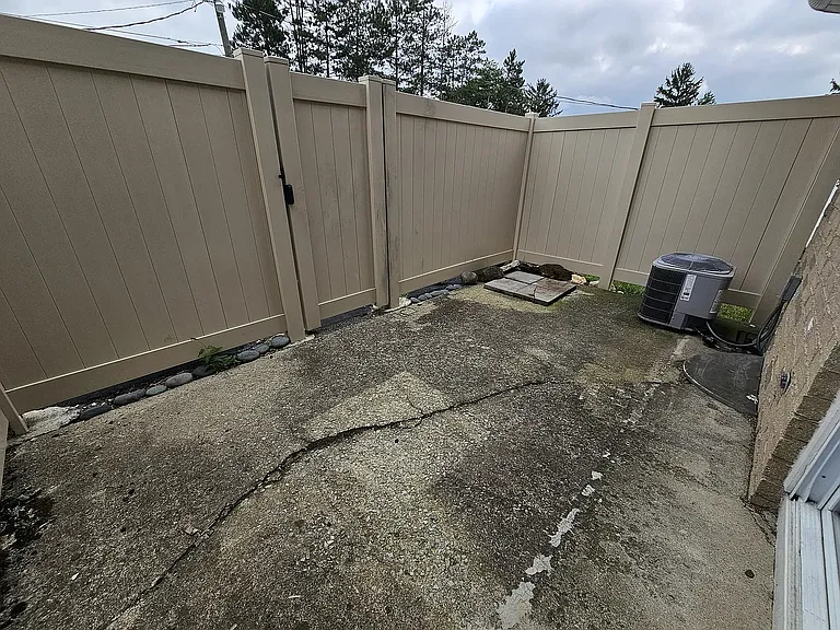 5060 Godown Rd #A — Photo 21