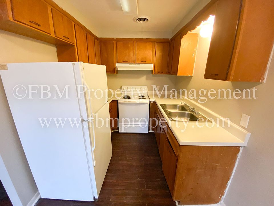 Townhouse Apartments / Hern JT 106 S Kaufman St Mexia TX Zillow