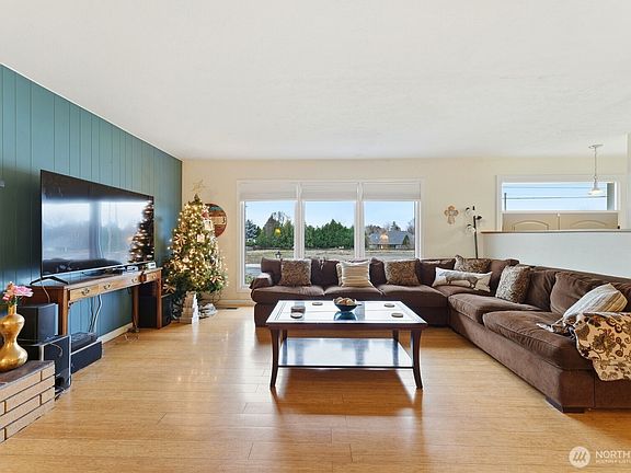 4th image of 1619 Fern Avenue