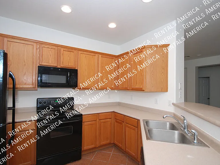 4309 S Ranger Trl — Photo 2