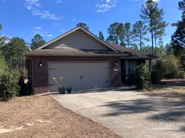 2462 Ten Mile Rd, Pace, FL 32571