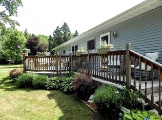 524 Silver Creek Rd, Marquette, MI 49855