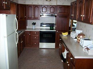 3rd image of 245 Woodland Dr