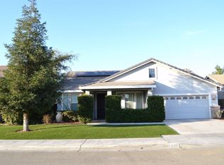 6820 E Raco Ave, Fresno, CA 93727