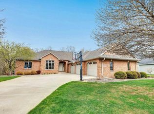 N7846 State Park Rd, SHERWOOD, WI 54169