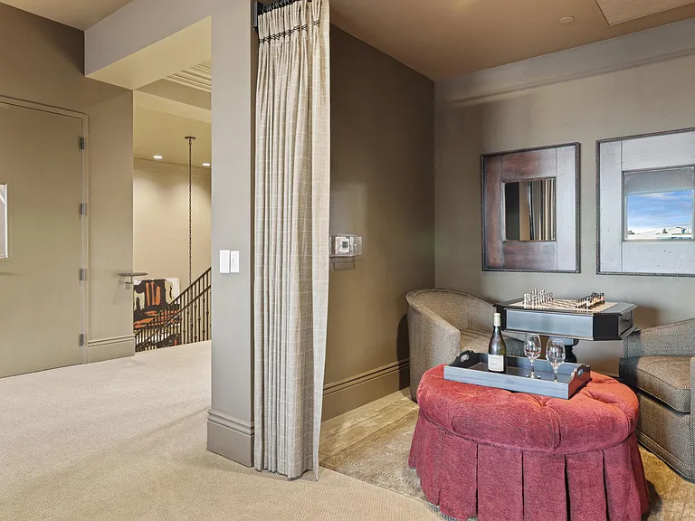 La Vida 55+ Luxury Living — Photo 28