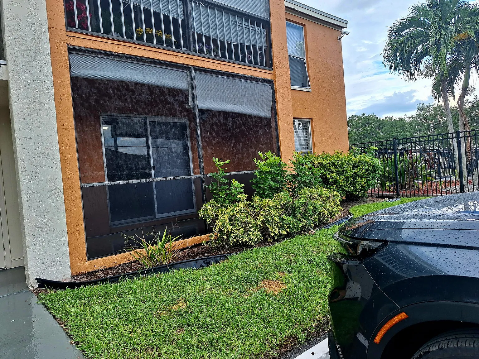 2 bed, 1100 sqft, $1,375 — Photo 1