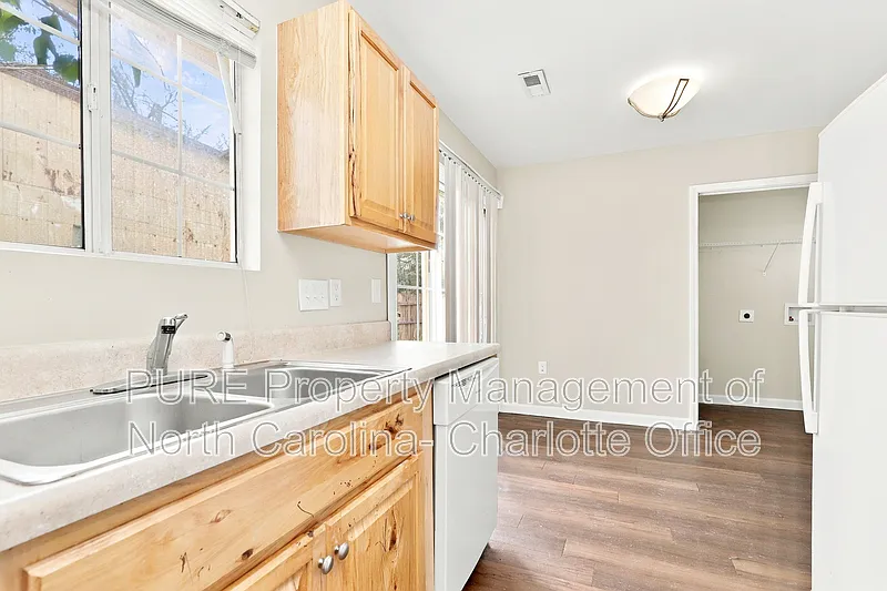 3 bed, 2.0 bath, 1140 sqft, $1,495 — Photo 1