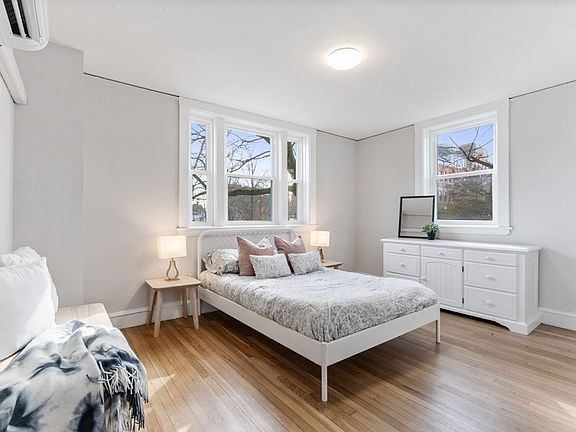 4th image of 41 Butler Rd #3J