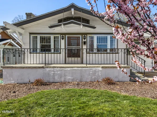 216 S 16th Ave, Yakima, WA 98902
