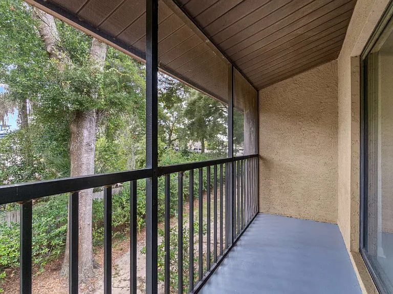 2953 SW 32nd Ave — Photo 20