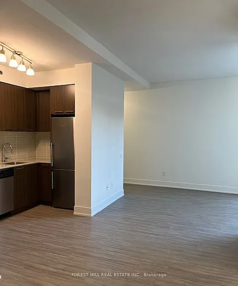 310 Tweedsmuir Ave #320 — Photo 5