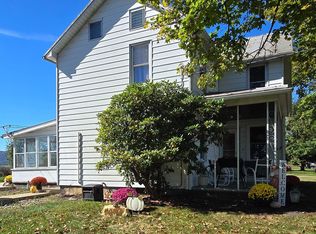 8172 Roxbury Rd, Lurgan, PA 17232