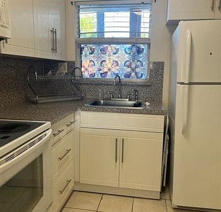 3rd image of 8345 Sunrise Lakes Blvd APT 107