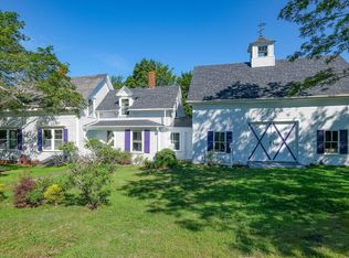8 Quaco Rd, Deer Isle, ME 04627