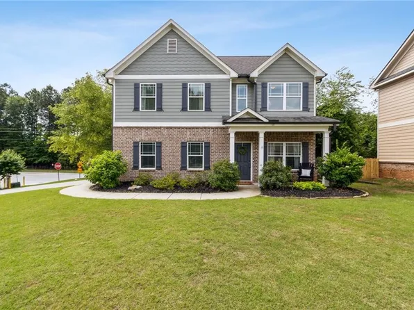 4707 Clarkstone Dr, Flowery Branch, GA 30542