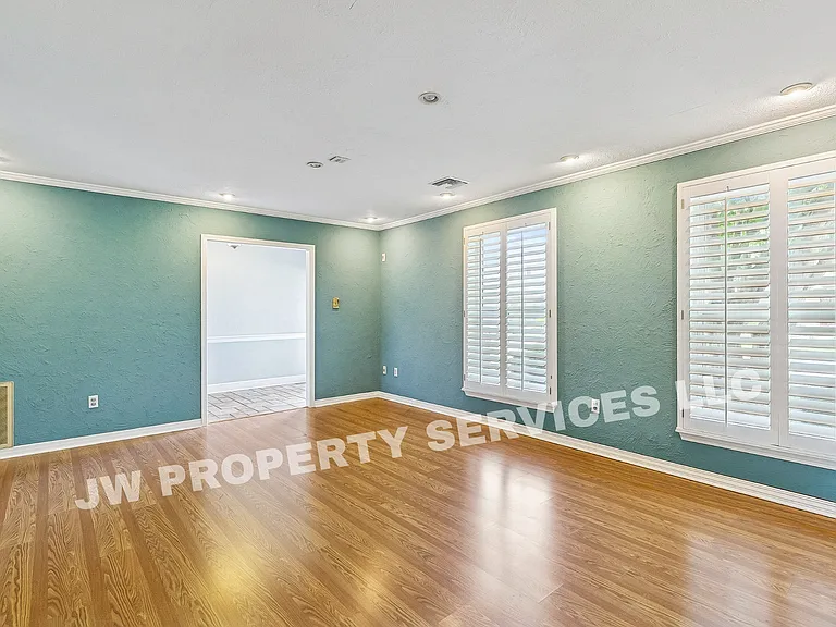 3228 Lake Trail Dr — Photo 11