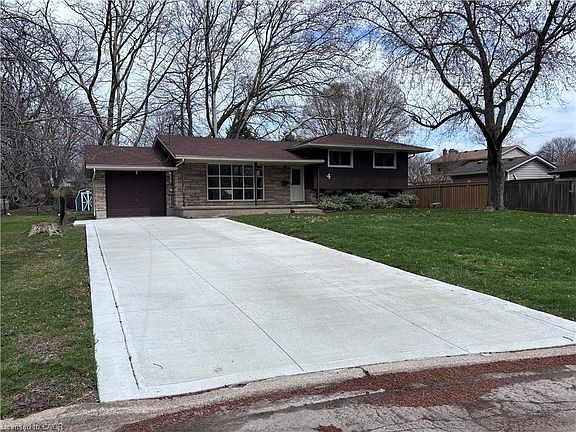 2nd image of 4 Beechwood Ct