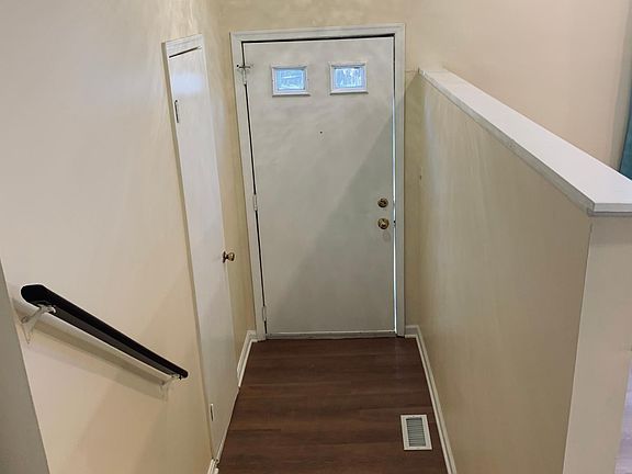 2nd image of 3 Meadow Grass Ct