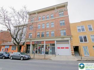 128 N 8th St #4B, Allentown, PA 18101