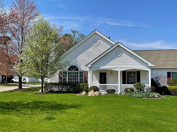 5th image of 19241 Dawn Ct