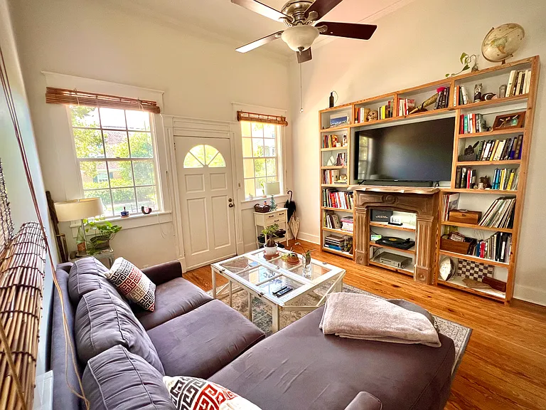 3033 Ponce De Leon St — Photo 7