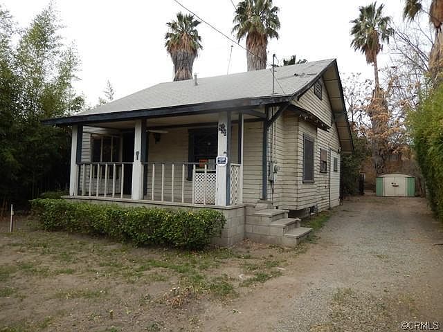 1st image of 830 N Mountain View Ave