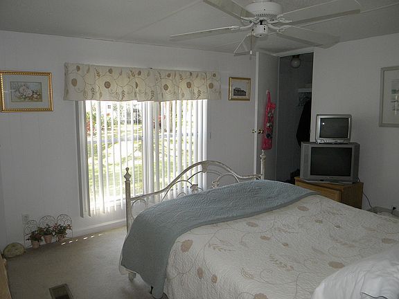 Master Bedroom - Furnished