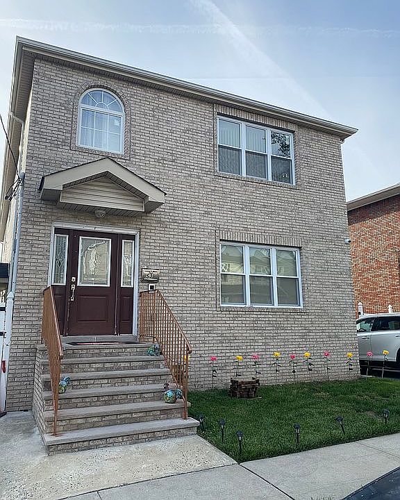 1st image of 53 Elm St